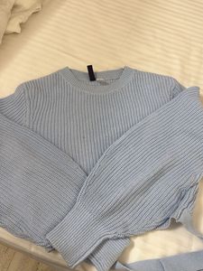 Cute Light Blue backless Knit Sweater