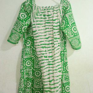 CHUDIDAR KURTA SET