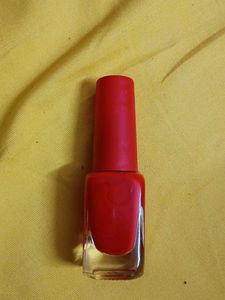 Bright Tomato Red Nail Paint- Shills Professional