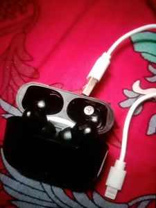 Wireless Earbuds - Black