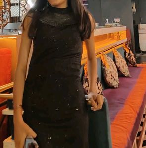 Elegant Black Maxi Dress
