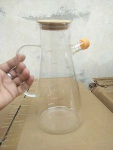 Oil Dispenser with Bamboo Lid