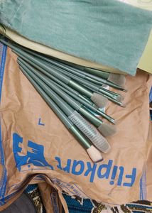 Make Up Brushes