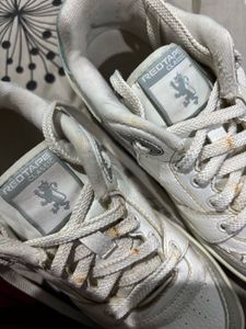 RedTape White Sneakers Unisex