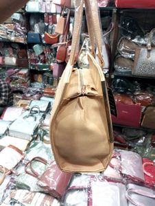 😍Stylish And Premium Quality Handbag 👜