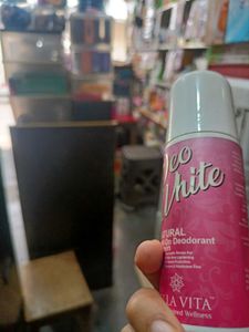 Bella Vita Underarm Roll On Deodorant