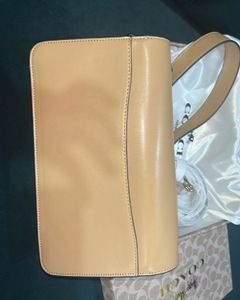 Coach  (first Copy ) Bag + Perfume Free