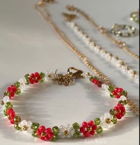 Floral Beaded Necklace
