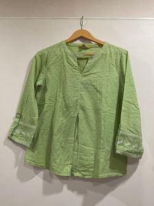 Formal And Very Attractive Top