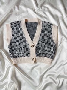 Patterned Knit Vest