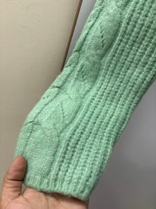 Korean V Neck Cropped Pullover