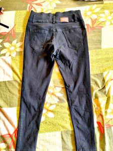 Black Jeans
