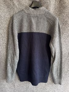 Two-Tone Zip Knit Cardigan