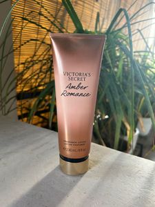 Victorias Secret Amber Romance Body Lotion