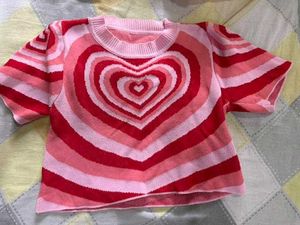 Heart Pattern Knit Top