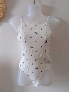 H&amp;M Floral Print Bodysuit