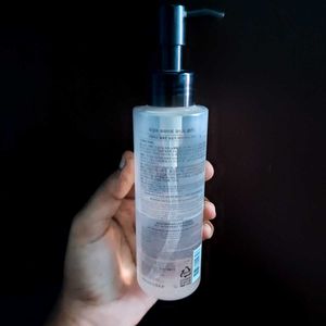 Cleansing oil