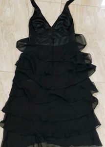 Elegant Black Halter-Neck Tiered Chiffon Gown
