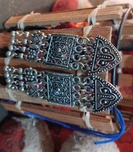 Vintage Silver Tone Drop Earrings