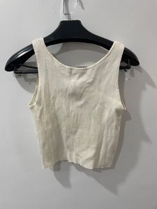 Ribbed White Top