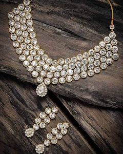 Elegant Necklace & Earring Set