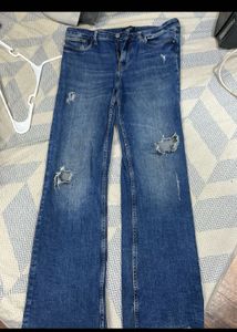 Distressed Wide Leg Jeans