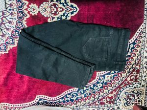 Stylish Black Jeans
