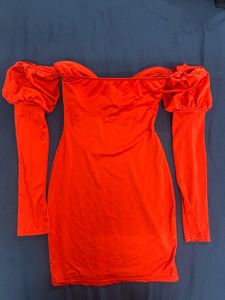 Bardot Red Dress With Sleeves