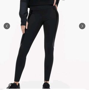H&amp;M women Stylish Black sports tights