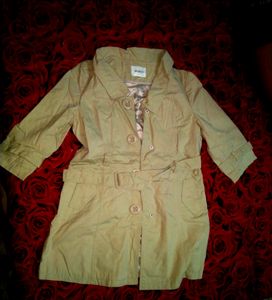 🪝 Beige Trench Coat 🌞