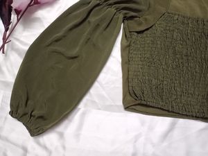 Sap Green Crop Top with collar