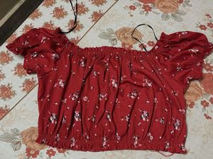 H&M Red Floral Crop Top