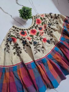 Beautifully Embroidered Cape/Ponchuu