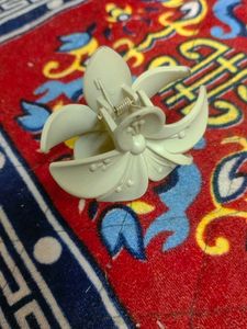 Floral Hair Claw Clip
