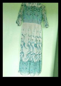 1 side cut long gown
