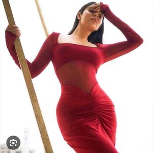 Elegant Red Maxi Dress