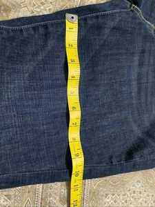 Levi&#39;s Dark Wash Denim Jeans