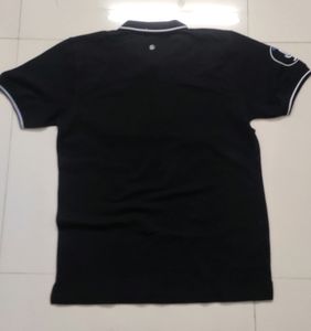 Men&#39;s Black Colour Polo Tshirt Size M
