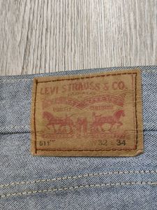 Ma385 Levi&#39;s Jeans Waist 26 Inches