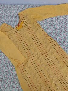 🌼 Stylish Yellow Embroidered Kurti – ₹450 Only 🌼