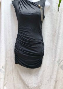I. Chic Black Bodycon Dress