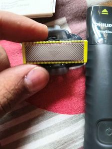 Brand New Philips Pencil Size Trimmer Never Used