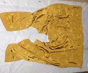 Silk Suits Goldan