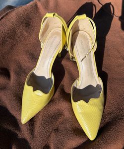 Yellow Heels