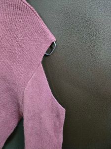 Mauve Cold Shoulder Knit Top