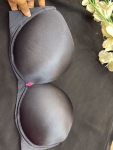 strap less paded bra