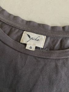 Gray Long Sleeve Top