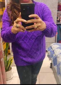 Pullover sweater