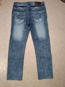 New And Au some Jeans (Straight Look)