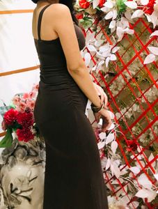 Elegant Black Maxi Dress